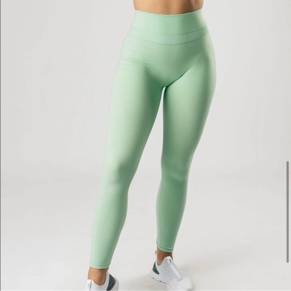 Alphalete leggings - Picture 1 of 2